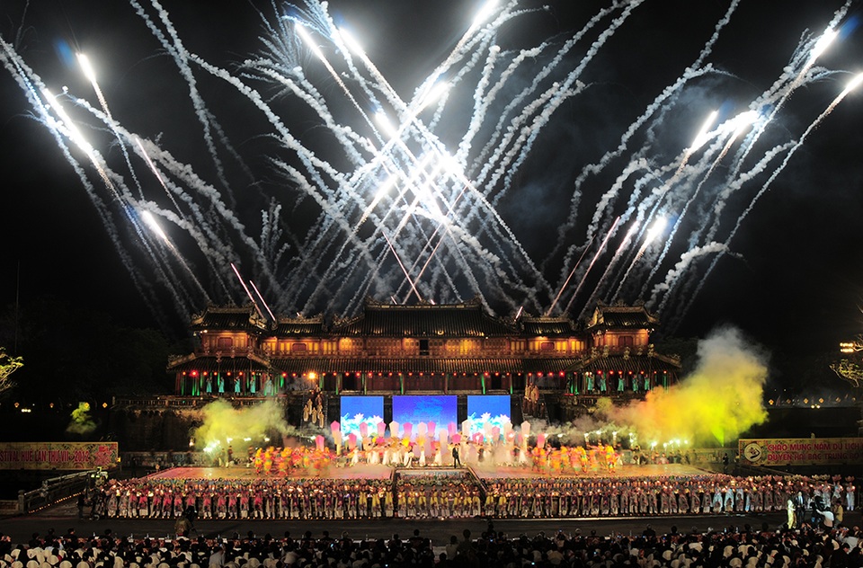 Hoãn Festival Huế 2020 sang năm sau vì dịch Covid-19 - 1 Hoãn Festival Huế 2020 sang năm sau vì dịch Covid-19 - 1