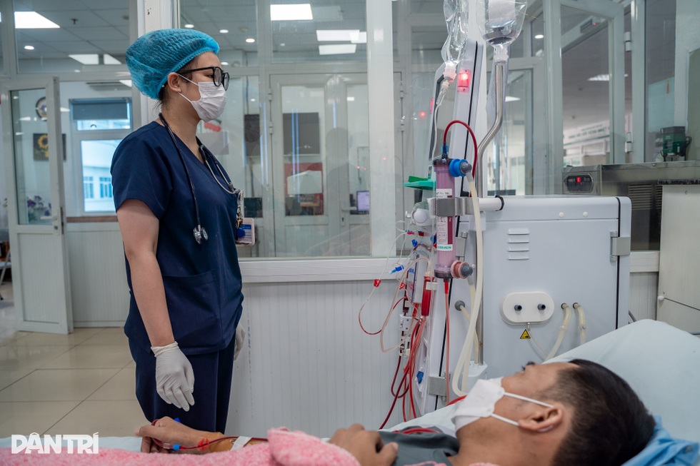 Nhật ký một ngày ở nơi “sinh tử giao nhau” của bóng hồng nội trú - 14 Nhật ký một ngày ở nơi “sinh tử giao nhau” của bóng hồng nội trú - 14