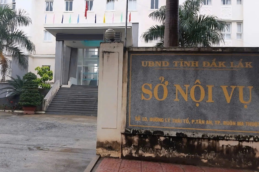 Giám đốc Sở Nội vụ Đắk Lắk xin nghỉ hưu trước tuổi - 1 Giám đốc Sở Nội vụ Đắk Lắk xin nghỉ hưu trước tuổi - 1