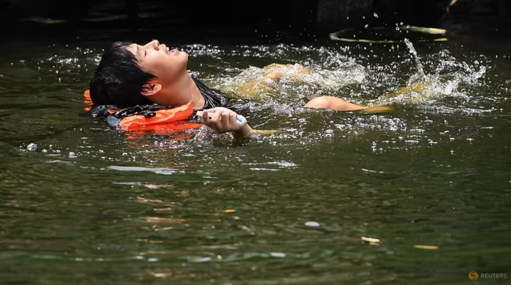 Thái Lan nắng nóng kỷ lục, người dân được khuyến cáo ở trong nhà - 1 Thái Lan nắng nóng kỷ lục, người dân được khuyến cáo ở trong nhà - 1