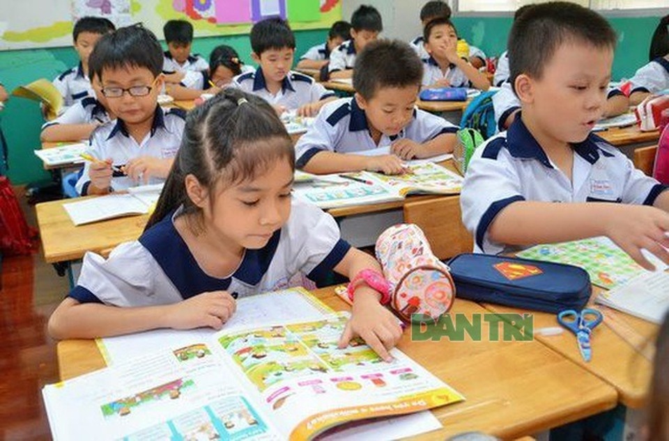 Hà Nội: Trường nội thành không thể giãn cách 1,5m nếu học đồng loạt - 1 Hà Nội: Trường nội thành không thể giãn cách 1,5m nếu học đồng loạt - 1