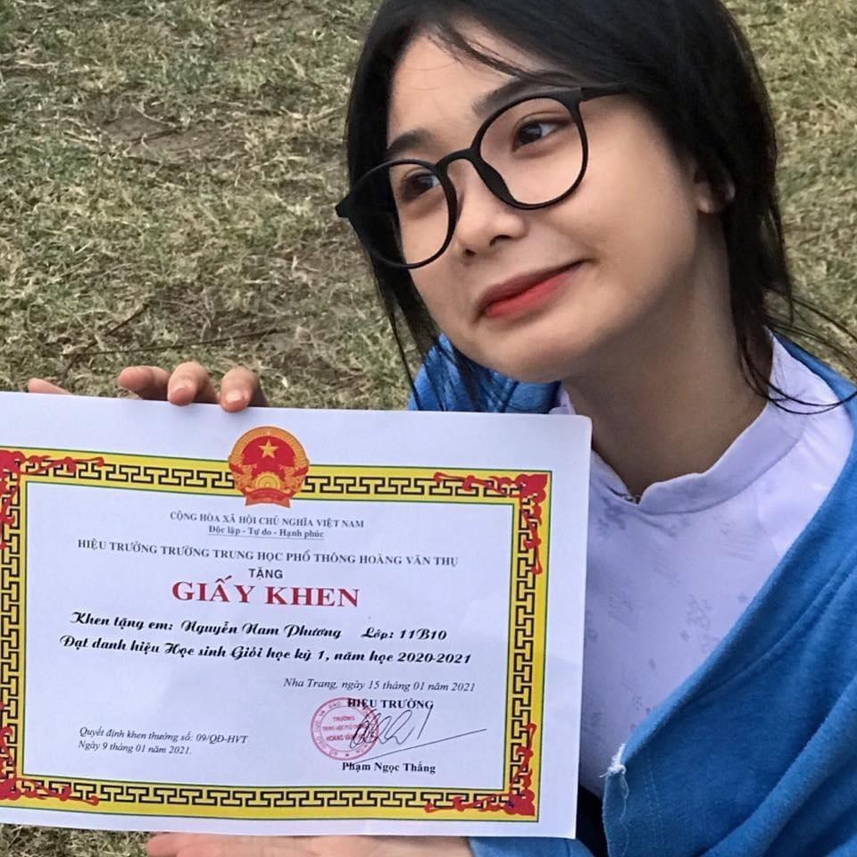 Hot girl Nghệ An với nét ngây ngô, dễ thương đốn tim cộng đồng mạng - 2 Hot girl Nghệ An với nét ngây ngô, dễ thương đốn tim cộng đồng mạng - 2