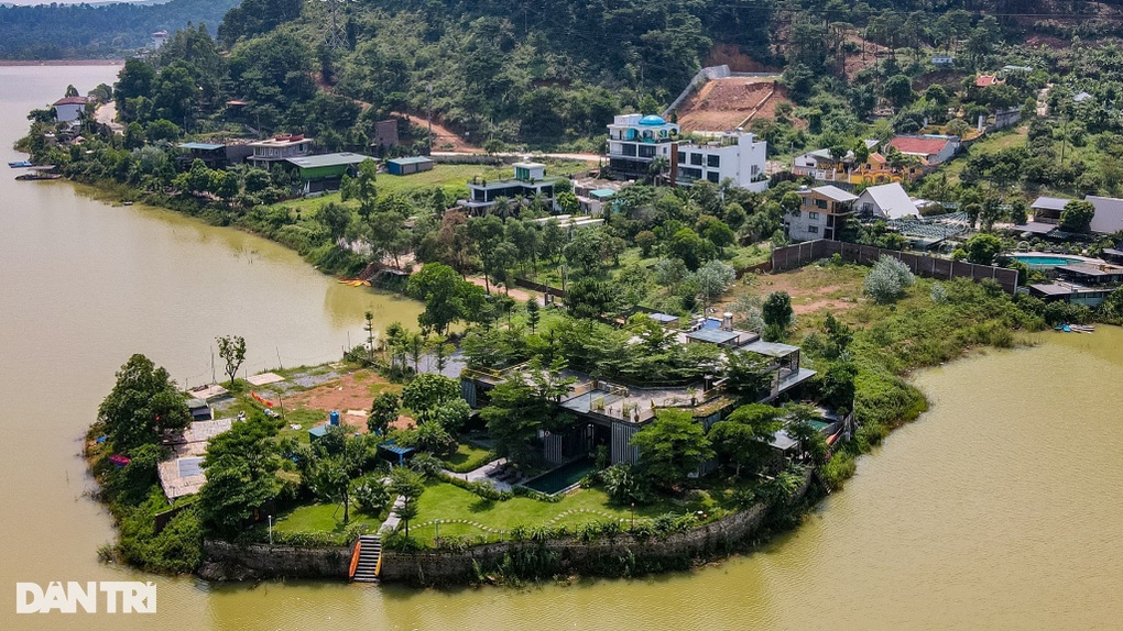 Xẻ thịt đất rừng Sóc Sơn: Coi chính quyền không ra gì - 2 Xẻ thịt đất rừng Sóc Sơn: Coi chính quyền không ra gì - 2
