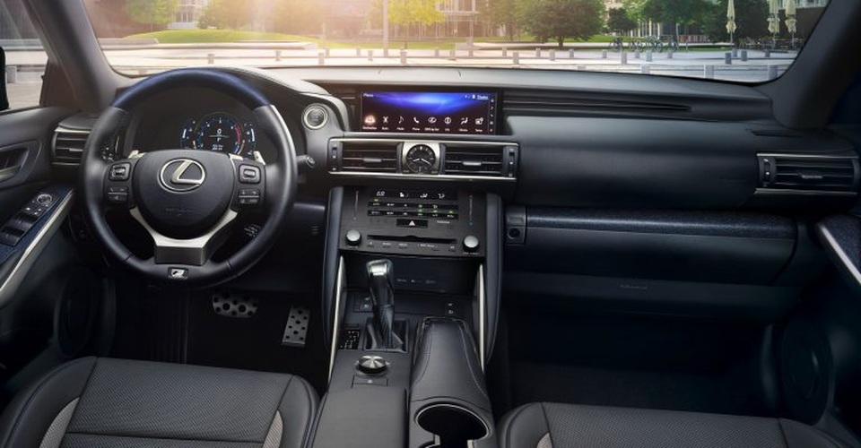 Lexus IS phiên bản nâng cấp 2021 có gì khác xe đời cũ? - 9 Lexus IS phiên bản nâng cấp 2021 có gì khác xe đời cũ? - 9