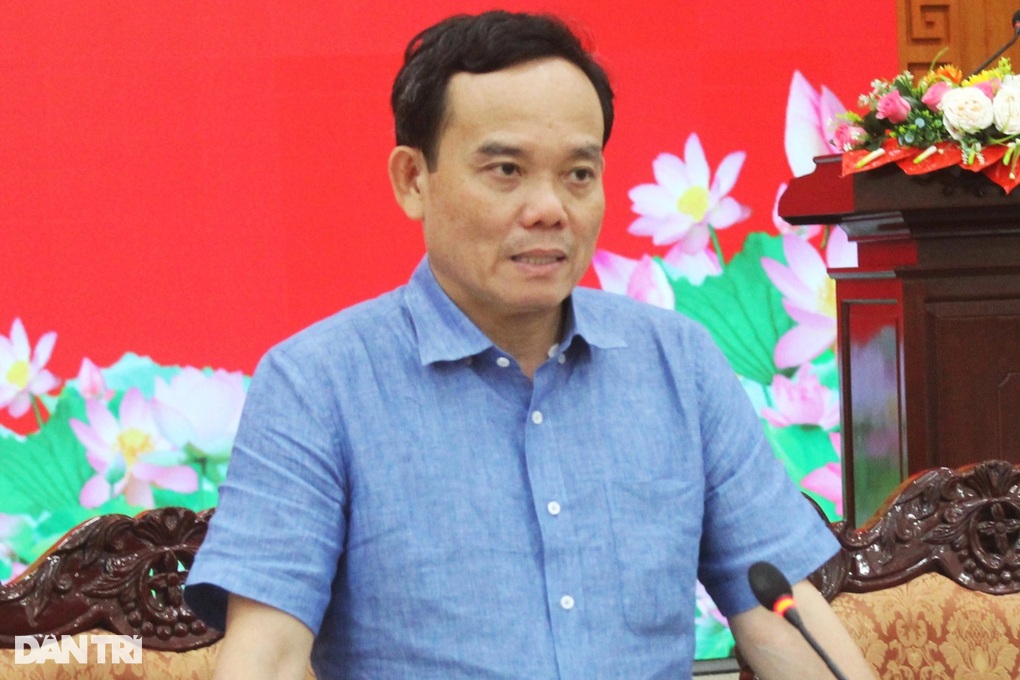 Phó Thủ tướng: Địa phương gặp vướng mắc có thể gửi trực tiếp cho tôi - 1 Phó Thủ tướng: Địa phương gặp vướng mắc có thể gửi trực tiếp cho tôi - 1