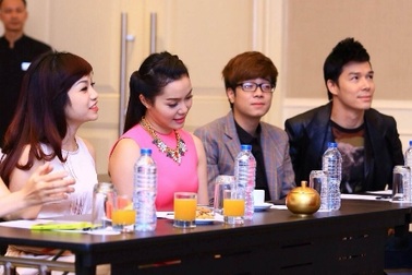 "Sao" Việt cùng nhau chinh phục đỉnh cao