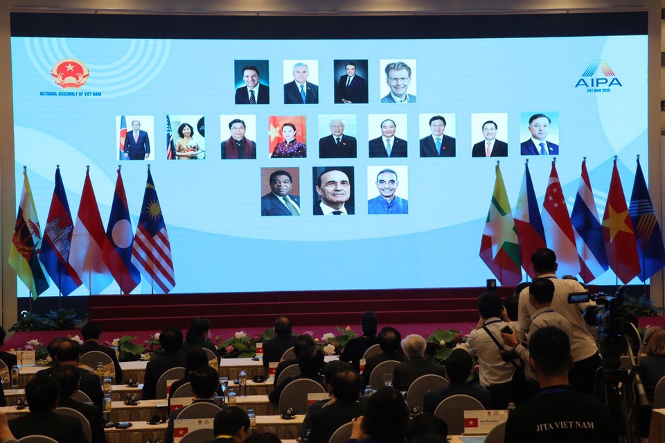 “Nghị viện ASEAN lấy lợi ích của người dân là trung tâm hành động!” - 3 “Nghị viện ASEAN lấy lợi ích của người dân là trung tâm hành động!” - 3