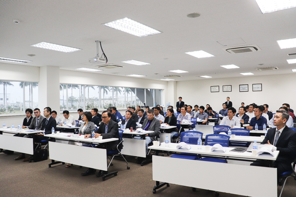 Doanh nghiệp bắt tay nhà trường để không còn thợ sửa xe đi sửa điều hòa - 4 Doanh nghiệp bắt tay nhà trường để không còn thợ sửa xe đi sửa điều hòa - 4