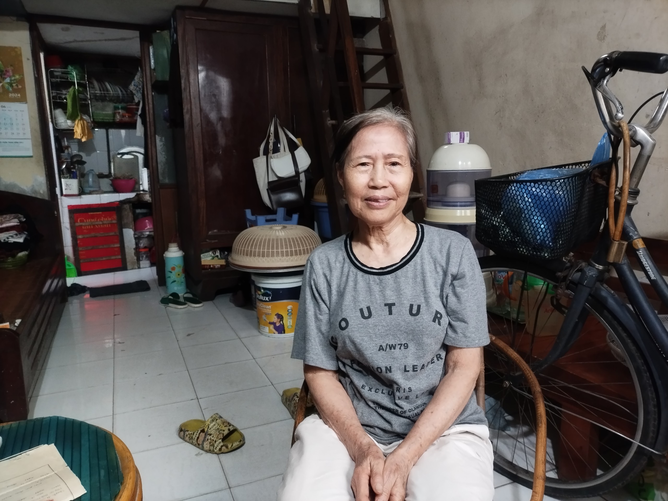 Bà Hà Thị Sáu.jpg Bà Hà Thị Sáu.jpg