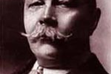 Nhà văn Conan Doyle giết người để đoạt tác quyền?