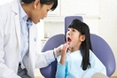 Bạn đã biết cách chăm sóc răng miệng cho bé yêu