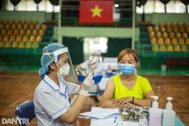 TPHCM dùng trường học, nhà thi đấu để tiêm vắc xin Covid-19 cho 1 triệu dân