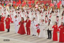 2.000 người đồng diễn "Khí phách Việt Nam" làm thổn thức hàng triệu con tim