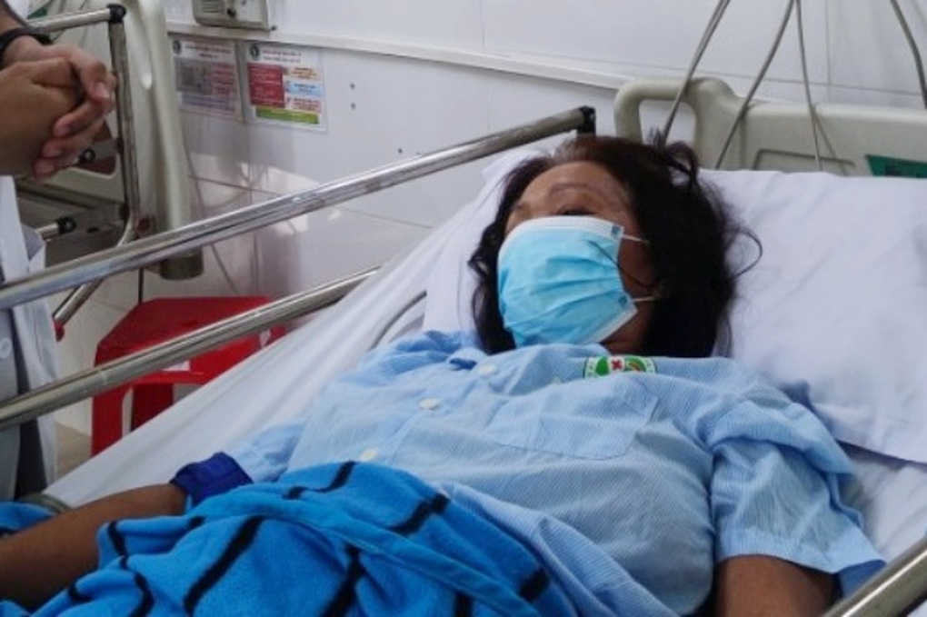 Đau nhói khi nấu cơm nhưng không vào viện ngay, người phụ nữ nguy kịch - 1 Đau nhói khi nấu cơm nhưng không vào viện ngay, người phụ nữ nguy kịch - 1