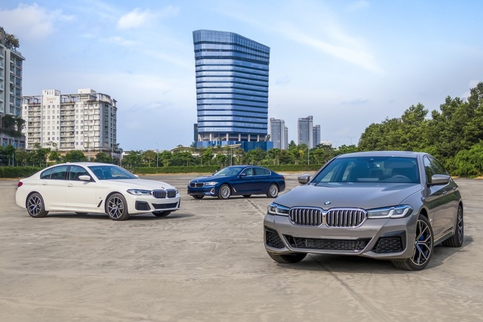 Thị trường ô tô khởi sắc, ngóng chờ bom tấn - 2 Thị trường ô tô khởi sắc, ngóng chờ bom tấn - 2