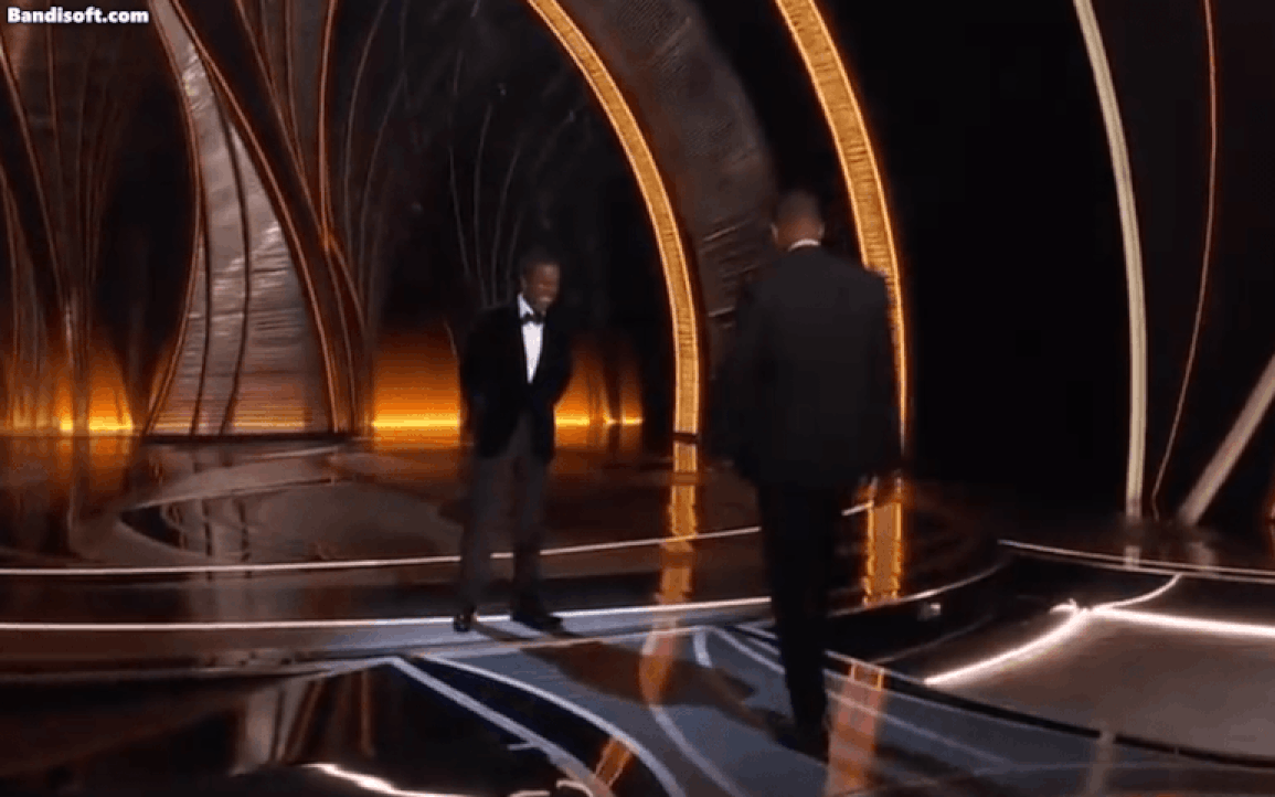 Chị em nức lòng trước cú tạt mặt đồng nghiệp để bảo vệ vợ của Will Smith - 1 Chị em nức lòng trước cú tạt mặt đồng nghiệp để bảo vệ vợ của Will Smith - 1