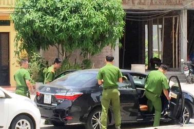 Vụ bố đẻ đánh 2 con nguy kịch: Người bố bị tâm thần