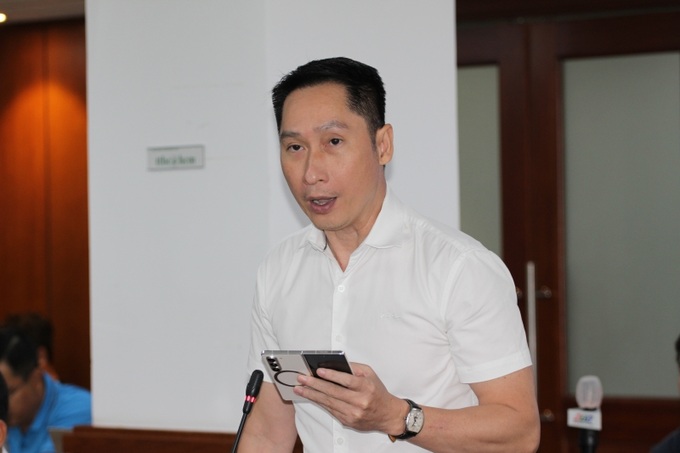 Ông Lâm Ngô Hoàng Anh, Chánh Văn phòng Sở Văn hóa & Thể thao TP.HCM thông tin tại buổi họp báo. (Ảnh: Thành Nhân).