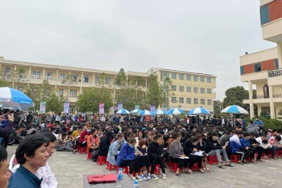 Hơn 9.000 cơ hội việc làm cho học sinh, sinh viên và người lao động - 2 Hơn 9.000 cơ hội việc làm cho học sinh, sinh viên và người lao động - 2
