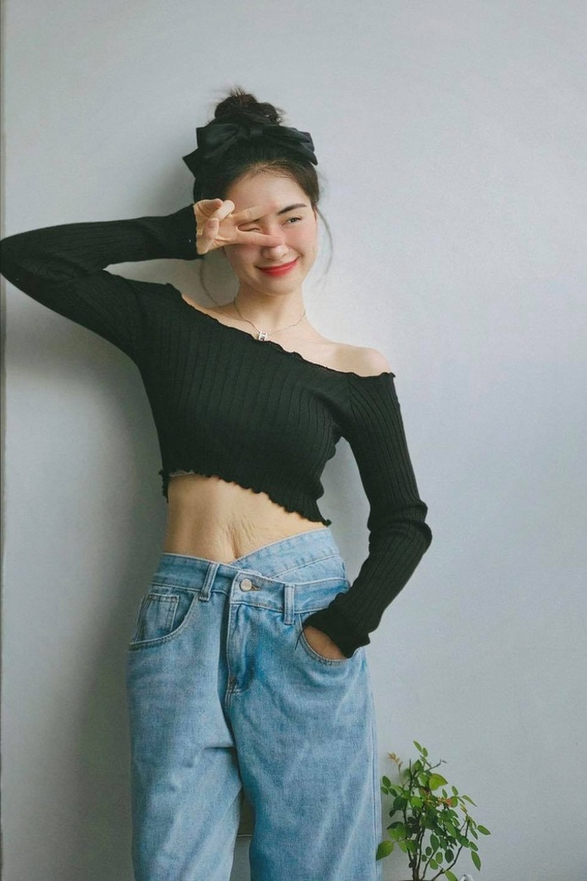 Hình ảnh bụng rạn của các thí sinh Hoa hậu khi mặc bikini gây tranh cãi - 7 Hình ảnh bụng rạn của các thí sinh Hoa hậu khi mặc bikini gây tranh cãi - 7