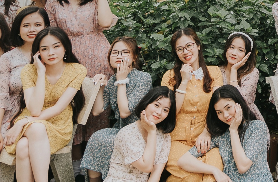 Lớp học toàn bạn nữ xinh xắn nhảy theo trend Tik Tok hút triệu view - 1 Lớp học toàn bạn nữ xinh xắn nhảy theo trend Tik Tok hút triệu view - 1
