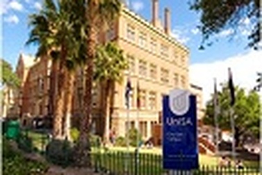 Học bổng 20% - 50% chương trình phổ thông, dự bị Đại học và Cao đẳng trường Eynesbury, Adelaide, Nam Úc