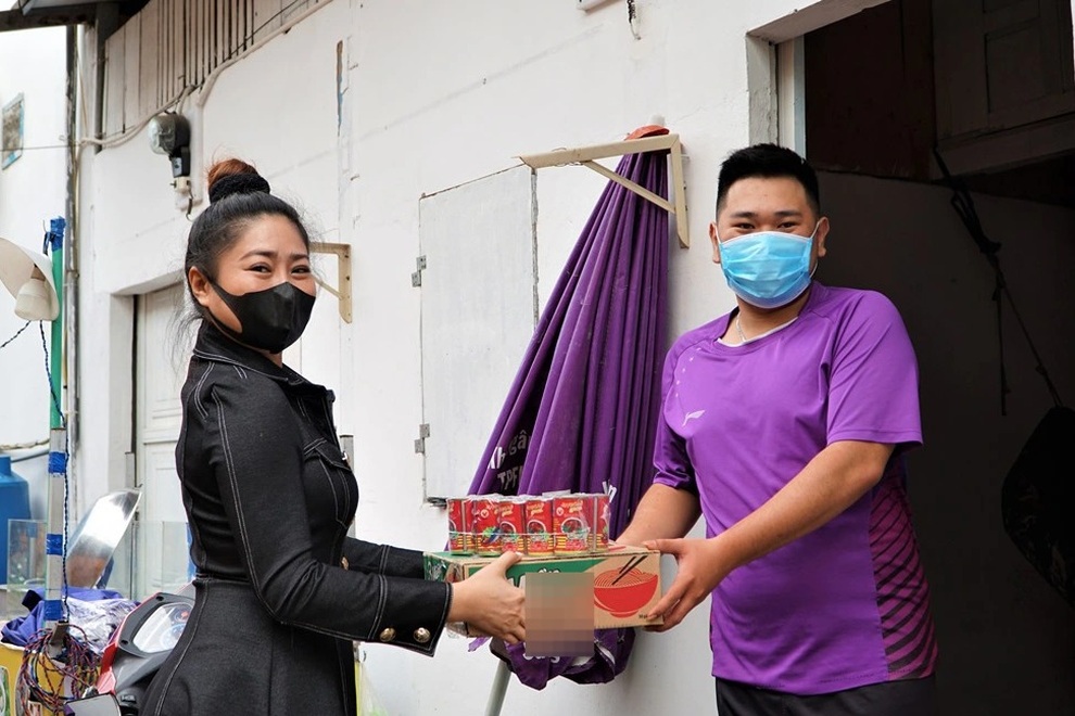 Nữ chủ nhà tốt bụng miễn phí 3 tháng tiền trọ, điện nước cho khách thuê - 1