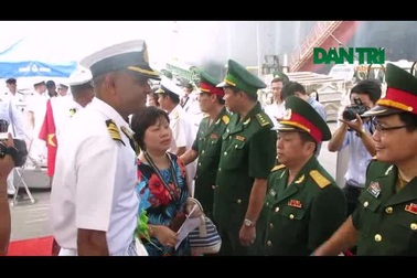 Video: Tàu hải quân Ấn Độ thăm hữu nghị Đà Nẵng