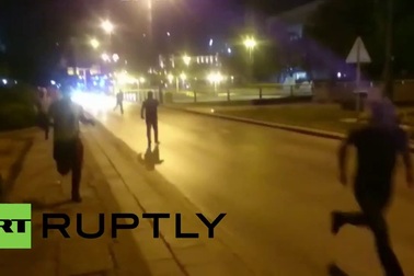 Tiếng súng chát chúa tại thủ đô Ankara