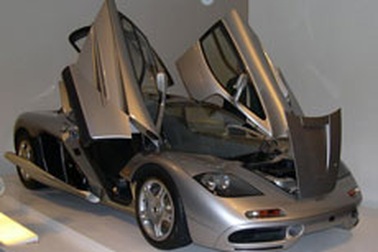 4,1 triệu USD cho chiếc siêu xe McLaren F1