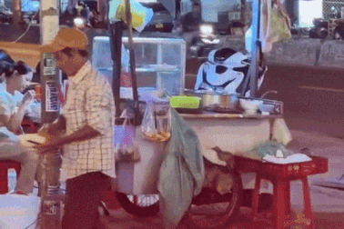 "Bắt thóp" người đàn ông bán hủ tiếu dùng lại tô bát chưa rửa
