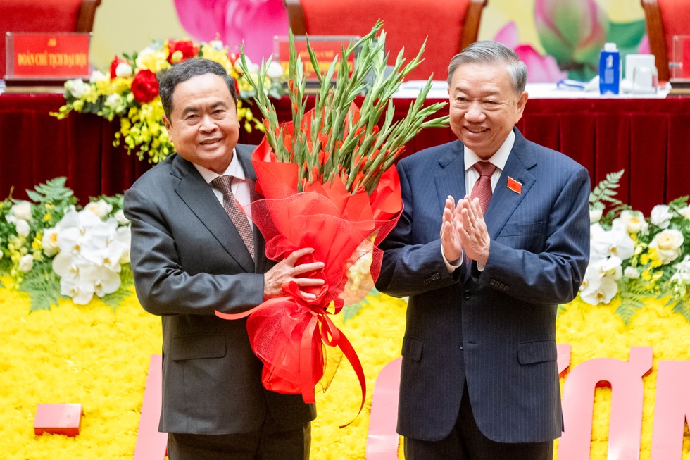 Tổng Bí thư: “Loại bỏ mọi sự chi phối, tác động tiêu cực từ bên ngoài - 4 Tổng Bí thư: “Loại bỏ mọi sự chi phối, tác động tiêu cực từ bên ngoài - 4