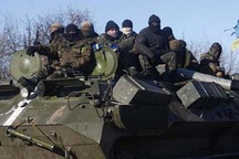 Quân đội rút lui, Tổng thống Ukraine cầu viện LHQ điều quân