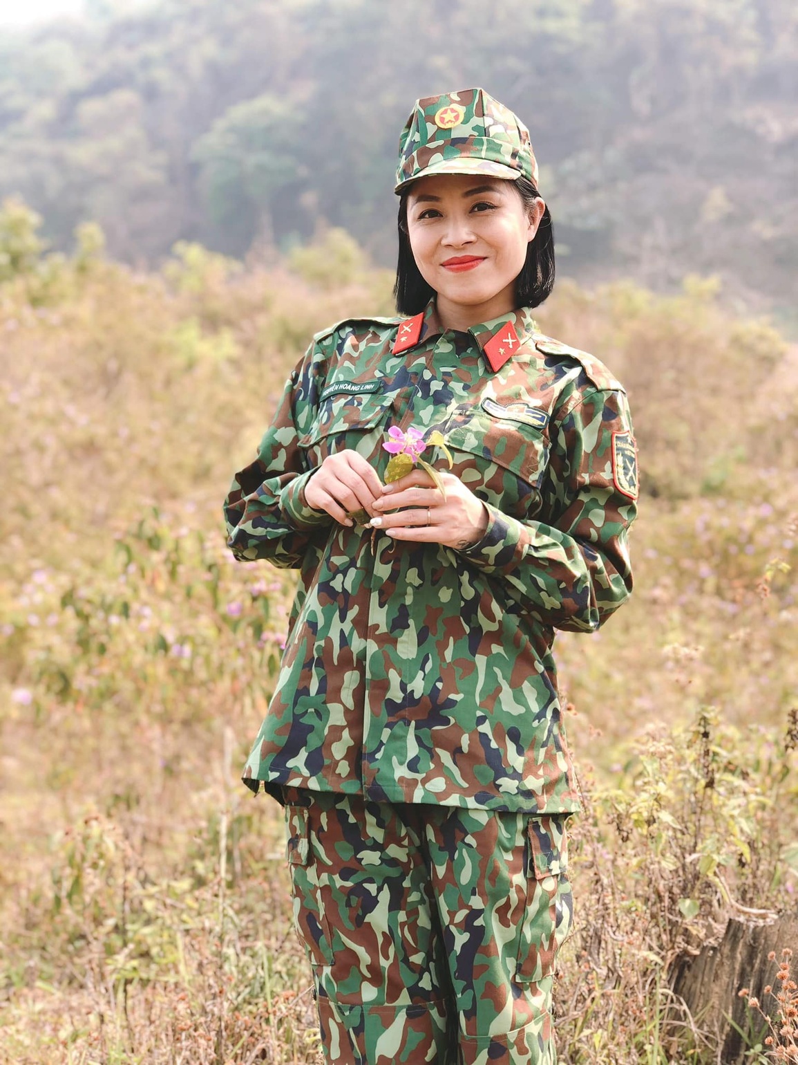 MC Hoàng Linh ngậm ngùi chia tay Chúng tôi là chiến sĩ sau 15 năm gắn bó - 1