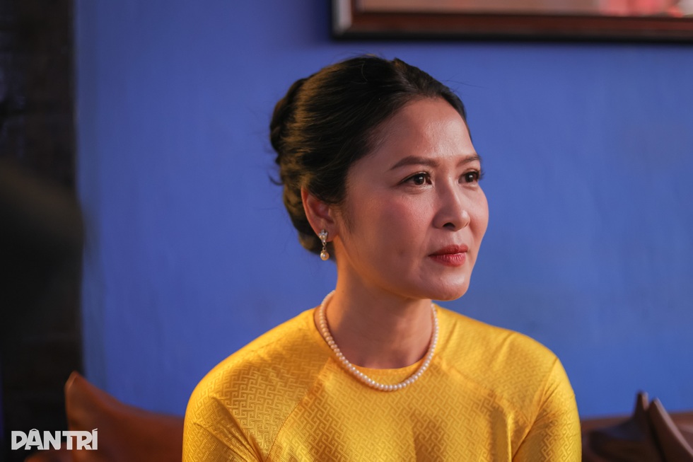 Đinh Thúy Hà “Mưa đỏ” 7 năm sau đổ vỡ: U50 không dám kết hôn lần nữa - 3 Đinh Thúy Hà “Mưa đỏ” 7 năm sau đổ vỡ: U50 không dám kết hôn lần nữa - 3