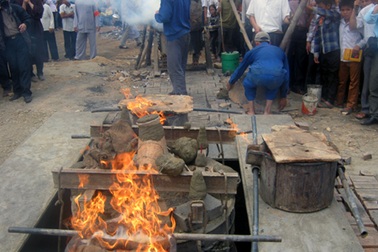 Lễ đúc chuông đồng lớn nhất Nghệ An 