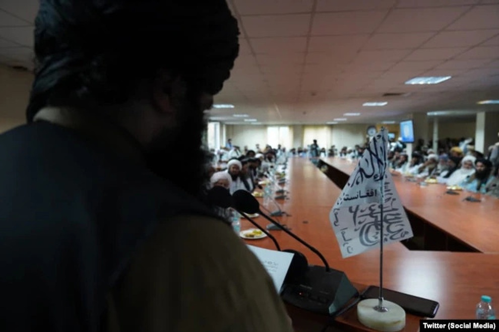 Bí ẩn sau những bức ảnh của thủ lĩnh Taliban bị làm mờ - 3 Bí ẩn sau những bức ảnh của thủ lĩnh Taliban bị làm mờ - 3