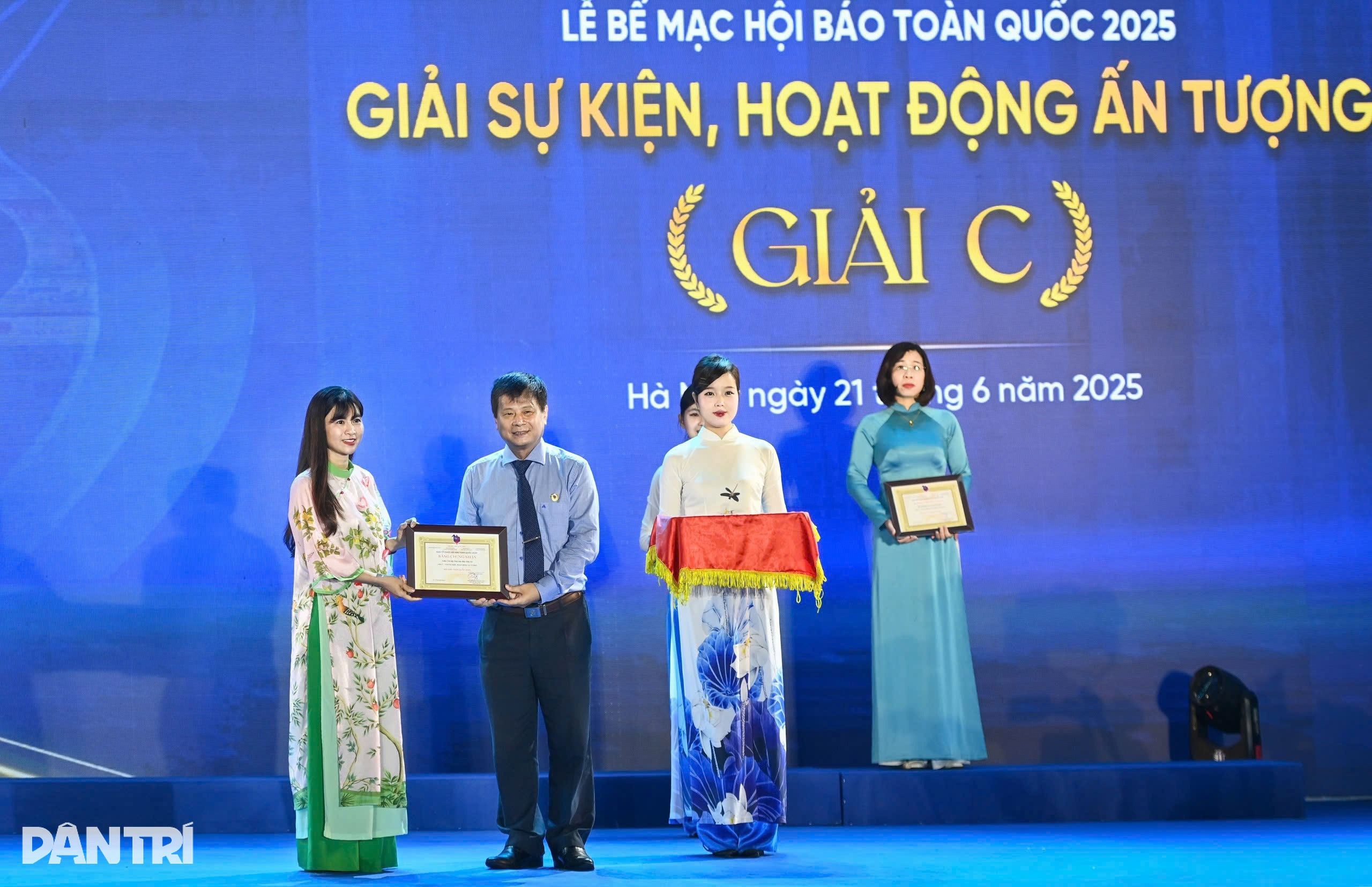 Báo Dân trí đạt giải C Sự kiện, hoạt động ấn tượng tại Hội Báo toàn quốc - 2