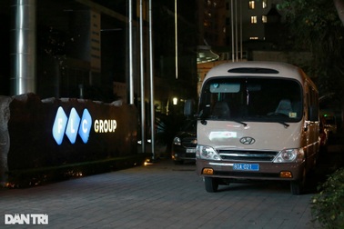 Tìm bị hại trong vụ thao túng thị trường chứng khoán tại FLC