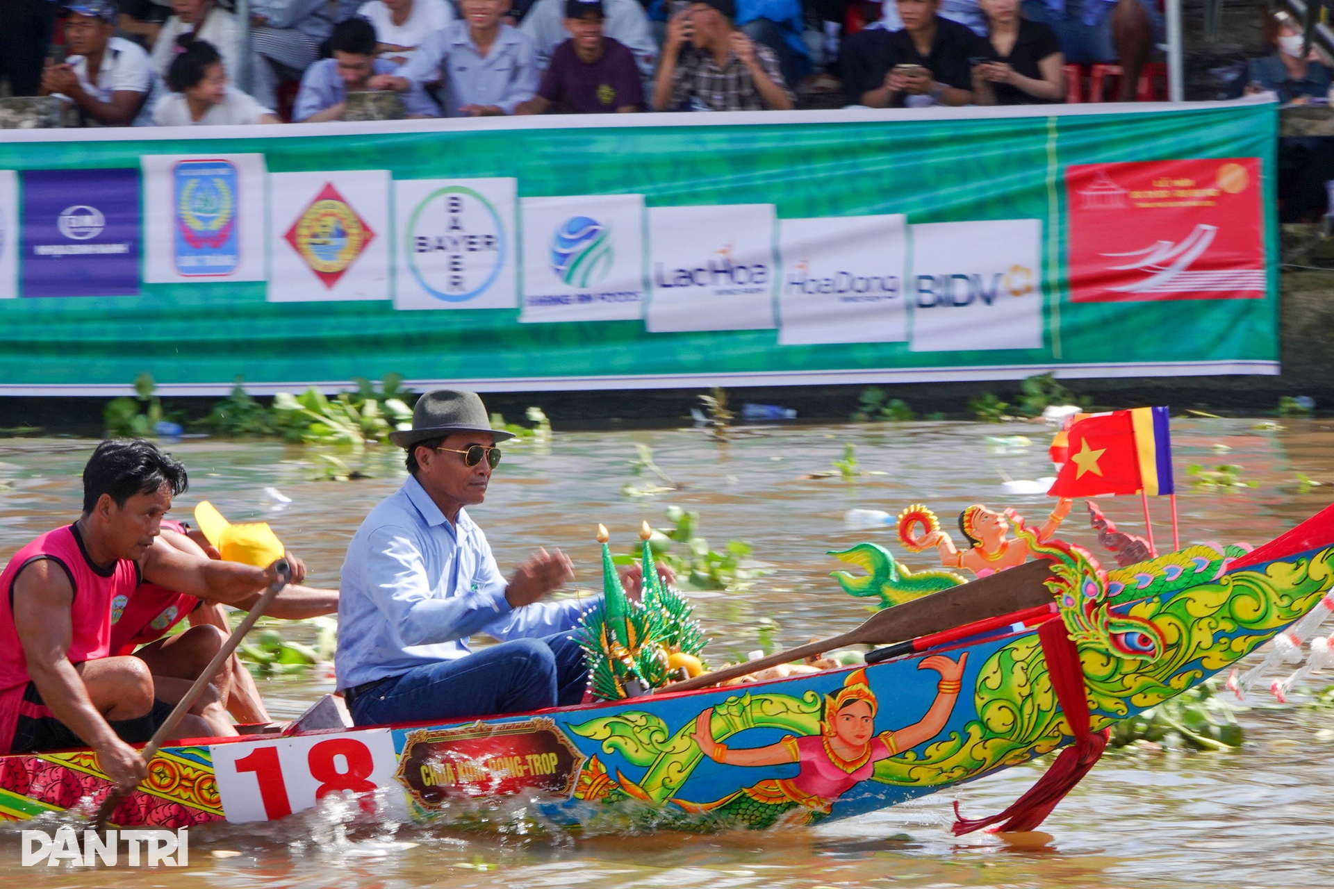 61 đội tranh tài giải Đua ghe Ngo trên sông Cần Thơ - 1