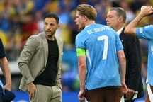 Đội tuyển Bỉ có dấu hiệu mâu thuẫn nội bộ trước cuộc đấu với Pháp