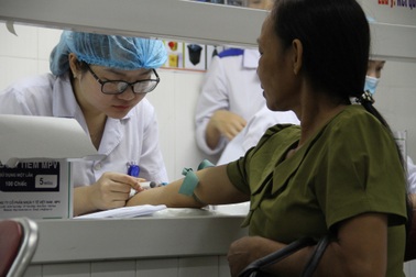 Hơn ngàn người được khám miễn phí để phát hiện ung thư phổi sớm