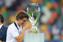 HLV Tottenham tiếc nuối tột độ khi để tuột Siêu cúp châu Âu