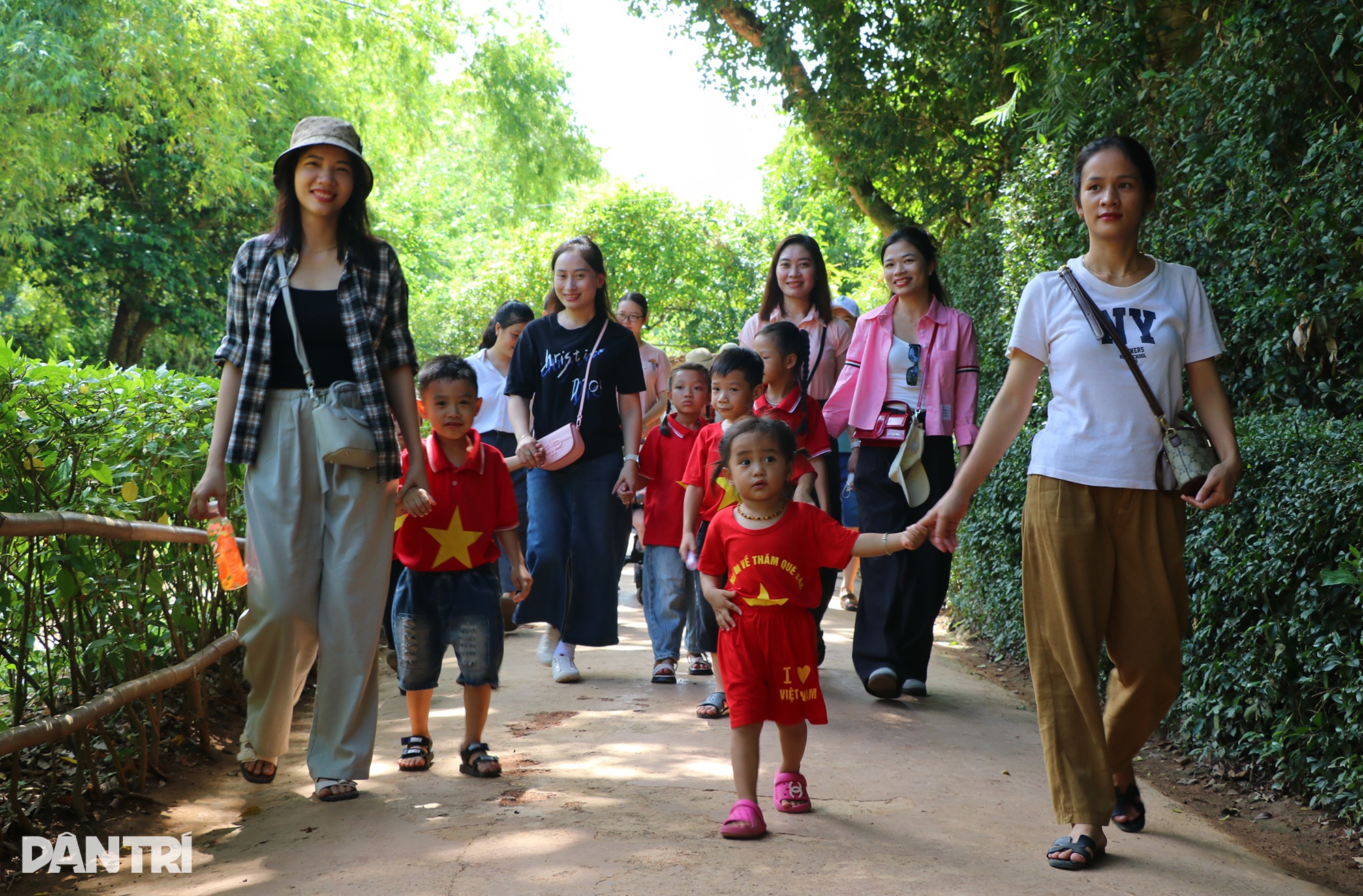 Státní den, navštivte rodné město strýčka Ho a dozvíte se o něm více - 7 Lễ Quốc khánh, về thăm quê Bác để học Bác nhiều hơn - 7