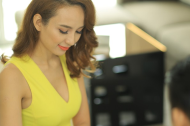 Hoa hậu Ngọc Diễm tậu thêm nhà mới