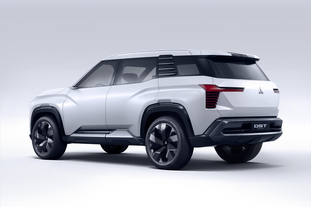 Mitsubishi DST Concept ra mắt, phóng to Xforce để có 7 chỗ? - 4