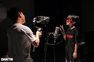 "Em bé chất" Xệ Xệ: Rapper nhí gây sốt mạng xã hội, thích nhạc truyền thống - 9
