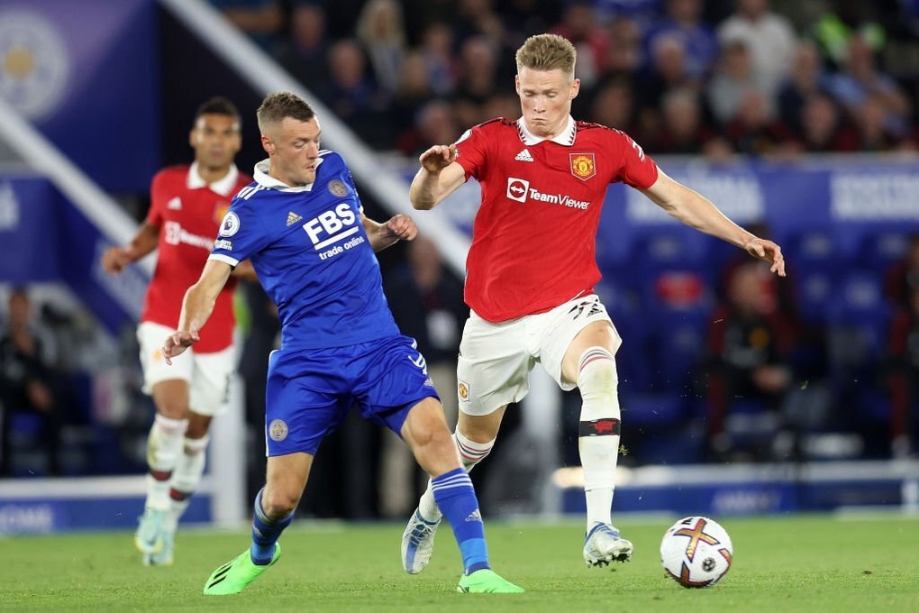 Man Utd thắng trận thứ ba liên tiếp - 2 Man Utd thắng trận thứ ba liên tiếp - 2