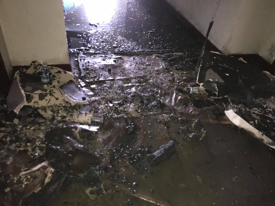 Cháy khách sạn Vinh Plaza, khách tháo chạy tán loạn - 10 Cháy khách sạn Vinh Plaza, khách tháo chạy tán loạn - 10