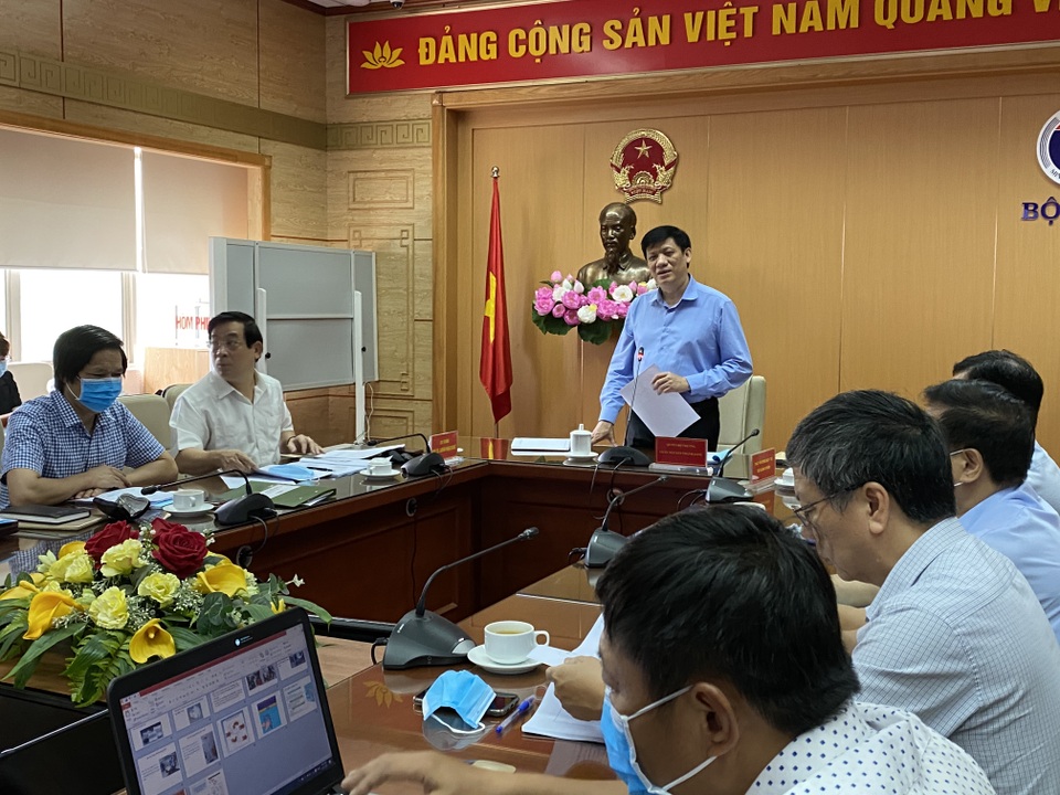 Quyền Bộ trưởng Y tế: Nhiều tỉnh có nguy cơ cao trong đợt dịch Covid-19 - 2